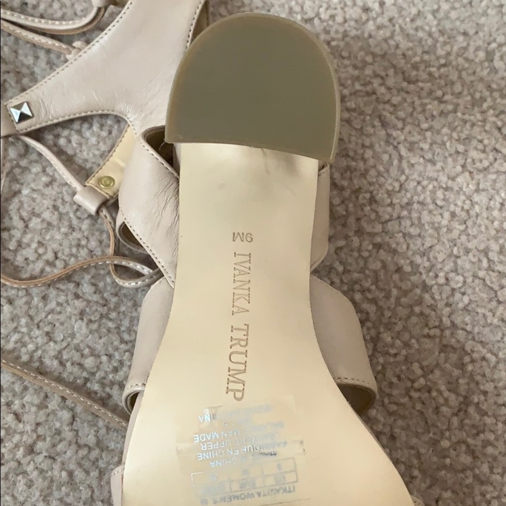 Shoes - Picture 4 of 4